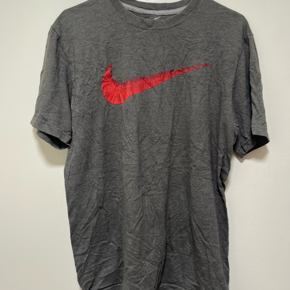 Nike Men's Charcoal Tee with Crimson Swoosh